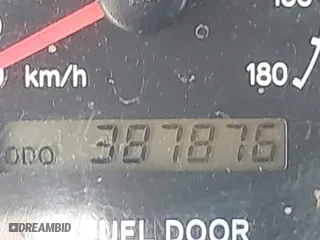 2000 Toyota Sienna LE with VIN 4T3ZF13C8YU256668, listed as a IAAI auction lot 41659040 with 387,876 mi miles. Bid and sale history available at carsss.com. Image 14.