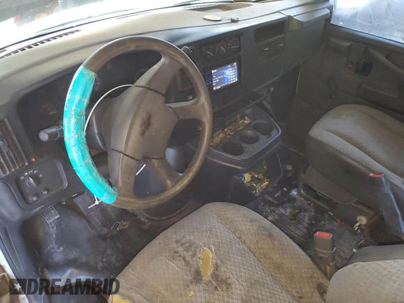 2004 Chevrolet Express Cargo Van with VIN 1GCGG29V741185720, listed as a Copart auction lot 47663105 with 349,215 mi miles and Salvage Title. Bid and sale history available at carsss.com. Image 8.