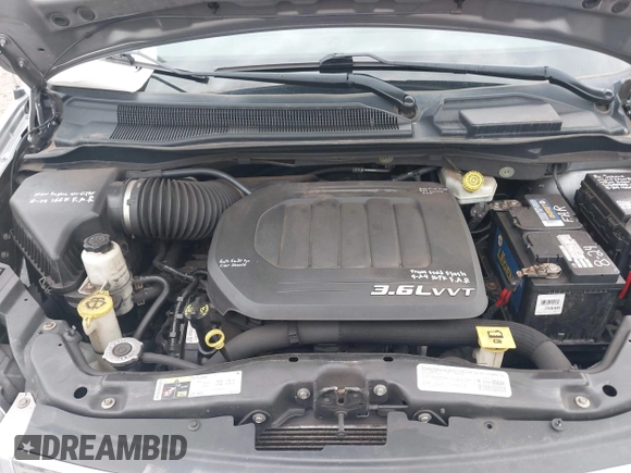 2014 Chrysler Town & Country Touring with VIN 2C4RC1BG7ER365013, listed as a IAAI auction lot 42028026 with 178,075 mi miles. Bid and sale history available at carsss.com. Image 10.