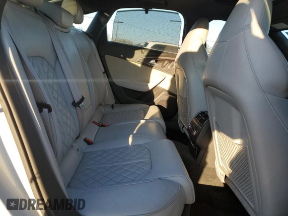 2018 Audi S6 Premium Plus z VIN WAUFFAFC0JN090591, wystawiony jako Copart lot #43945105 z przebiegiem 123 155 mil mil oraz Szkoda całkowita • Salvage title. Historia ofert i sprzedaży dostępna na DreamBid. Obrazek 10.