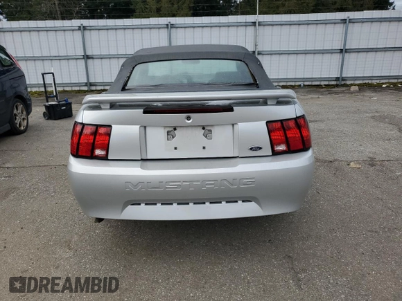 2001 Ford Mustang Deluxe with VIN 1FAFP44441F254874, listed as a Copart auction lot 48223235 with 201,512 mi miles and Clean title. Bid and sale history available at DreamBid. Image 6.