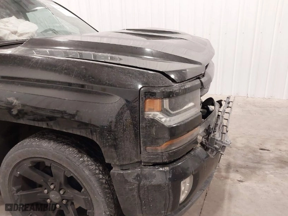 2016 Chevrolet Silverado 1500 LT with VIN 3GCUKRECXGG321066, listed as a IAAI auction lot 41374135 with NaN miles. Bid and sale history available at carsss.com. Image 18.