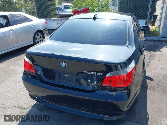 2007 BMW 5 Series 530xi with VIN WBANF73517CU25852, listed as a IAAI auction lot 42172904 with 146,045 mi miles and . Bid and sale history available at carsss.com. Image 16.