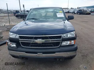 2006 Chevrolet Silverado 1500 Work Truck with VIN 3GCEC14X66G273992, listed as a IAAI auction lot 42093459 with 78,379 mi miles. Bid and sale history available at carsss.com. Image 11.