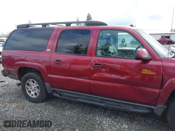 2004 Chevrolet Suburban Z71 with VIN 3GNFK16Z94G241614, listed as a IAAI auction lot 41808210 with 285,054 mi miles. Bid and sale history available at carsss.com. Image 6.