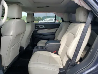 2017 Ford Explorer Platinum с VIN 1FM5K8HT8HGD79728, выставлен на аукционе Copart как лот 54225335 с пробегом 108 409 миль миль и Списание • Salvage title. История ставок и продаж доступна на DreamBid. Изображение 11.