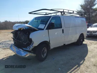 2007 GMC Savana Cargo with VIN 1GTGG25V771121736, listed as a IAAI auction lot 41805051 with 256,805 mi miles. Bid and sale history available at carsss.com. Image 17.