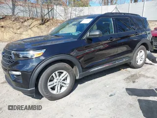 2020 Ford Explorer XLT with VIN 1FMSK8DH5LGB81377, listed as a IAAI auction lot 41908780 with 73,960 mi miles and . Bid and sale history available at carsss.com. Image 2.