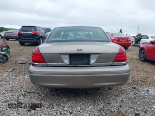 2004 Ford Crown Victoria LX с VIN 2FAFP74W74X114961, выставлен на аукционе IAAI как лот 42347867 с пробегом 170 867 миль миль и . История ставок и продаж доступна на DreamBid. Изображение 16.