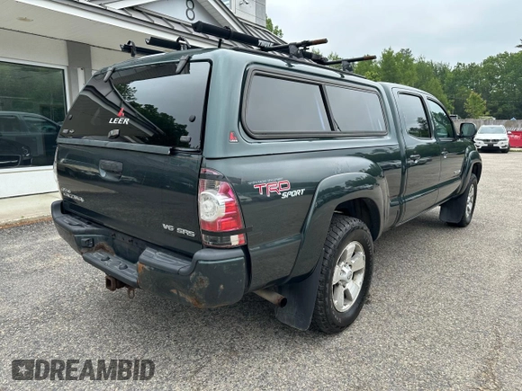 2009 Toyota Tacoma z VIN 3TMMU52N39M012424, wystawiony jako Copart lot #60904275 z przebiegiem 286 128 mil mil oraz Czysty tytuł • Clean title. Historia ofert i sprzedaży dostępna na DreamBid. Obrazek 4.
