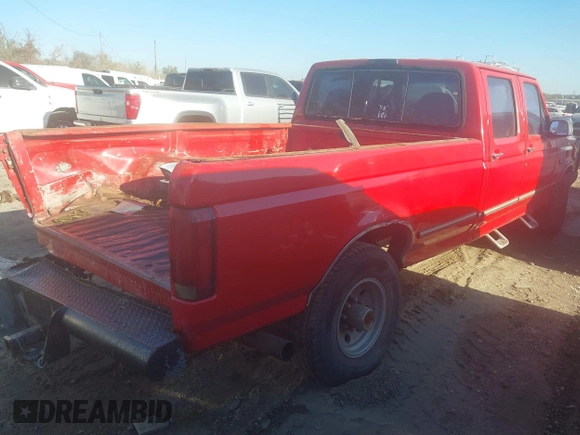 1996 Ford F-350 с VIN 1FTJW35F6TEB75457, выставлен на аукционе IAAI как лот 41153328 с пробегом Не указан миль и . История ставок и продаж доступна на DreamBid. Изображение 4.