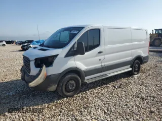 2018 Ford Transit z VIN 1FTYR1YM7JKB32779, wystawiony jako Copart lot #55868195 z przebiegiem 112 354 mil mil oraz Szkoda całkowita • Salvage title. Historia ofert i sprzedaży dostępna na DreamBid. Obrazek 1.