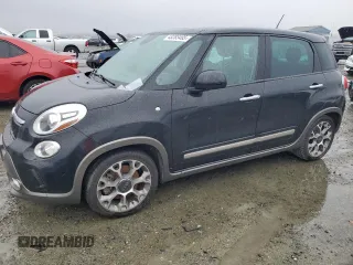 2014 FIAT 500L Trekking with VIN ZFBCFADH5EZ004813, listed as a Copart auction lot 43283495 with 184,984 mi miles and Clean Title. Bid and sale history available at DreamBid. Image 1.