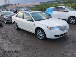 2012 Lincoln MKZ with VIN 3LNHL2JC1CR822059, listed as a IAAI auction lot 42446311 with 93,202 mi miles and . Bid and sale history available at DreamBid. Image 1.