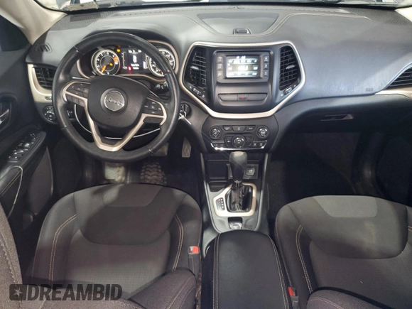 2017 Jeep Cherokee Latitude with VIN 1C4PJLCB5HW502666, listed as a Copart auction lot 60017035 with 76,192 mi miles and Clean title. Bid and sale history available at DreamBid. Image 8.