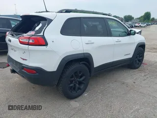 2017 Jeep Cherokee Trailhawk с VIN 1C4PJMBS9HW551666, выставлен на аукционе IAAI как лот 42429841 с пробегом 146 632 миль миль и . История ставок и продаж доступна на DreamBid. Изображение 4.