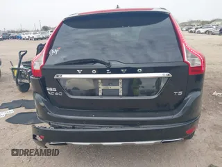 2017 Volvo XC60 Inscription with VIN YV440MDU8H2039258, listed as a IAAI auction lot 41748463 with 70,643 mi miles. Bid and sale history available at carsss.com. Image 16.