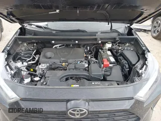 2024 Toyota RAV4 XLE with VIN 2T3P1RFV8RC440951, listed as a IAAI auction lot 42160027 with 35,000 mi miles. Bid and sale history available at carsss.com. Image 10.