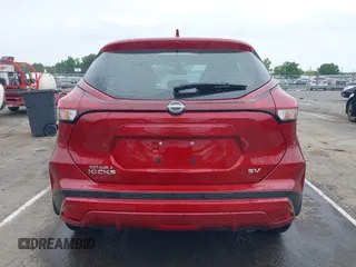 2024 Nissan Kicks SV z VIN 3N1CP5CV2RL538229, wystawiony jako IAAI lot #42218438 z przebiegiem 3 113 mil mil oraz . Historia ofert i sprzedaży dostępna na DreamBid. Obrazek 16.