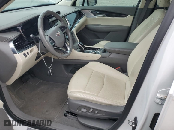 2021 Cadillac XT6 Premium Luxury with VIN 1GYKPCRS8MZ185422, listed as a Copart auction lot 56131775 with 62,043 mi miles and Salvage title. Bid and sale history available at DreamBid. Image 7.