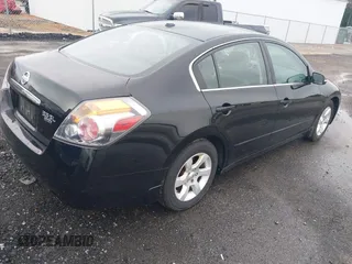 2009 Nissan Altima SL with VIN 1N4BL21E09N523885, listed as a IAAI auction lot 42532218 with 169,350 mi miles and . Bid and sale history available at DreamBid. Image 4.