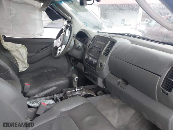 2011 Nissan Frontier PRO-4X with VIN 1N6AD0EV7BC426151, listed as a IAAI auction lot 41751873 with 152,464 mi miles. Bid and sale history available at carsss.com. Image 5.