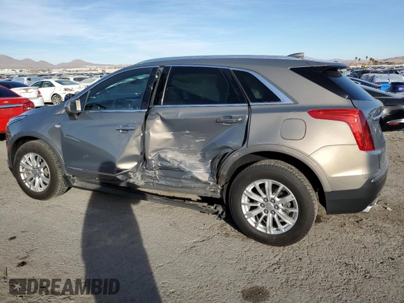 2018 Cadillac XT5 FWD with VIN 1GYKNARS1JZ116528, listed as a Copart auction lot 42546325 with 63,301 mi miles and Salvage Title. Bid and sale history available at carsss.com. Image 2.