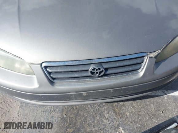 2001 Toyota Camry CE with VIN 4T1BG22K41U044555, listed as a IAAI auction lot 41949013 with 1 mi miles. Bid and sale history available at carsss.com. Image 6.