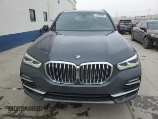 2020 BMW X5 xDrive40i with VIN 5UXCR6C05L9C87208, listed as a Copart auction lot 44582085 with 76,459 mi miles and Salvage Title. Bid and sale history available at carsss.com. Image 5.