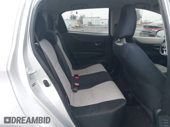 2013 Toyota Yaris L with VIN JTDKTUD32DD553842, listed as a IAAI auction lot 41231910 with 155,158 mi miles. Bid and sale history available at carsss.com. Image 8.