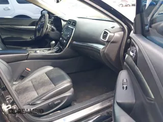 2017 Nissan Maxima SV with VIN 1N4AA6AP8HC380057, listed as a IAAI auction lot 42111657 with 260,675 mi miles and . Bid and sale history available at DreamBid. Image 5.