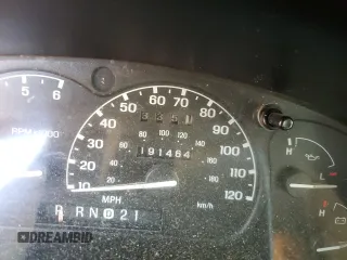 2001 Ford Explorer Eddie Bauer z VIN 1FMZU84P11UB51758, wystawiony jako Copart lot #77895184 z przebiegiem 191 464 mil mil oraz Szkoda całkowita • Salvage title. Historia ofert i sprzedaży dostępna na DreamBid. Obrazek 9.