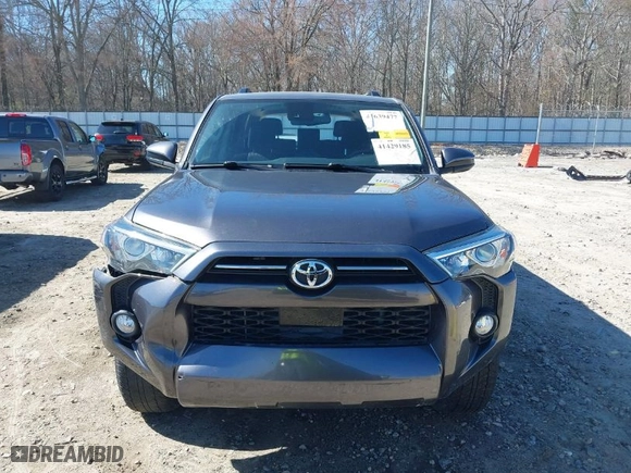 2020 Toyota 4Runner SR5 with VIN JTEBU5JR7L5774904, listed as a IAAI auction lot 41639477 with 36,671 mi miles. Bid and sale history available at carsss.com. Image 12.