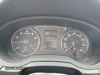 2018 Audi Q3 Premium z VIN WA1ECCFS8JR009981, wystawiony jako Copart lot #58785255 z przebiegiem 85 586 mil mil oraz Szkody całkowita. Historia ofert i sprzedaży dostępna na DreamBid. Obrazek 9.