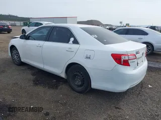 2013 Toyota Camry L with VIN 4T1BF1FK6DU269362, listed as a IAAI auction lot 42004165 with 184,876 mi miles. Bid and sale history available at carsss.com. Image 3.