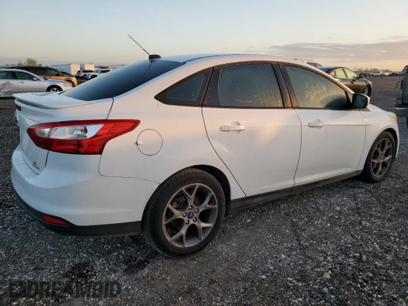 2013 Ford Focus SE with VIN 1FADP3F29DL252749, listed as a Copart auction lot 48892915 with 156,692 mi miles and Salvage title. Bid and sale history available at DreamBid. Image 3.
