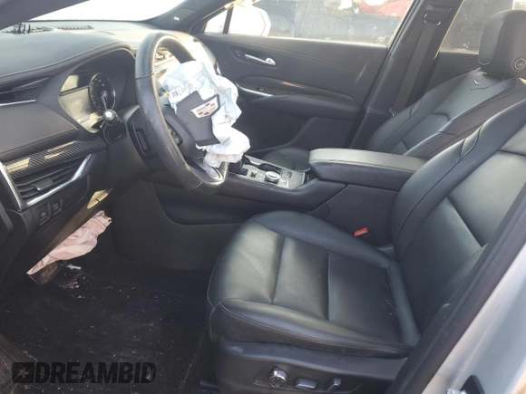 2021 Cadillac XT4 AWD Sport with VIN 1GYFZFR48MF007798, listed as a Copart auction lot 86557574 with 29,462 mi miles and Salvage title. Bid and sale history available at DreamBid. Image 7.