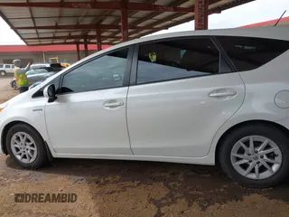 2014 Toyota Prius Two with VIN JTDZN3EU5EJ014581, listed as a IAAI auction lot 41916520 with 182,125 mi miles and . Bid and sale history available at DreamBid. Image 14.