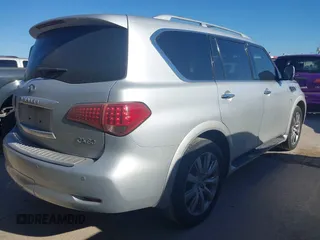 2014 Infiniti QX80 z VIN JN8AZ2NE0E9062158, wystawiony jako IAAI lot #41667272 z przebiegiem 154 046 mil mil oraz . Historia ofert i sprzedaży dostępna na DreamBid. Obrazek 4.