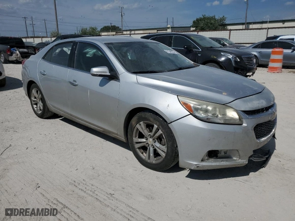 2014 Chevrolet Malibu LTZ with VIN 1G11H5SL6EF233606, listed as a Copart auction lot 61340254 with 208,787 mi miles and Salvage Title. Bid and sale history available at carsss.com. Image 4.