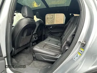2017 Audi Q7 Premium Plus with VIN WA1LAAF70HD034782, listed as a Copart auction lot 56847135 with 136,433 mi miles and Clean title. Bid and sale history available at DreamBid. Image 10.
