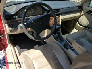 1995 Mercedes-Benz E 320 with VIN WDBEA66E3SC260806, listed as a Copart auction lot 55919665 with 114,083 mi miles and Salvage Title. Bid and sale history available at DreamBid. Image 8.