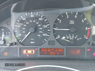 2002 BMW 3 Series 325i with VIN WBAET37492NG83135, listed as a IAAI auction lot 42028502 with 184,216 mi miles. Bid and sale history available at carsss.com. Image 15.