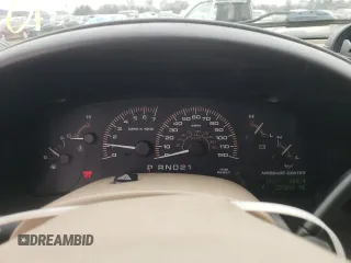 2003 Ford Expedition Eddie Bauer с VIN 1FMFU18L43LB38996, выставлен на аукционе Copart как лот 84812094 с пробегом 223 268 миль миль и Списание • Salvage title. История ставок и продаж доступна на DreamBid. Изображение 9.
