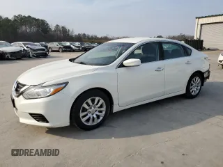 2016 Nissan Altima S with VIN 1N4AL3APXGC243743, listed as a Copart auction lot 43975235 with 192,595 mi miles and Salvage Title. Bid and sale history available at carsss.com. Image 1.