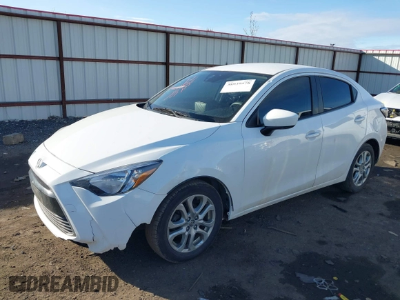 2016 Scion iA z VIN 3MYDLBZV2GY107457, wystawiony jako IAAI lot #38939578 z przebiegiem 99 928 mil mil oraz . Historia ofert i sprzedaży dostępna na DreamBid. Obrazek 22.
