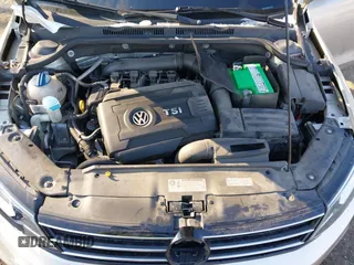 2016 Volkswagen Jetta Sedan 1.8T SEL with VIN 3VWL07AJ0GM313695, listed as a IAAI auction lot 41523515 with 94,212 mi miles. Bid and sale history available at carsss.com. Image 10.