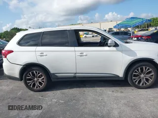 2017 Mitsubishi Outlander SE with VIN JA4AD3A30HZ025100, listed as a IAAI auction lot 42423429 with 205,827 mi miles and . Bid and sale history available at DreamBid. Image 14.