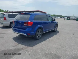 2015 Dodge Journey Crossroad with VIN 3C4PDCGG9FT617772, listed as a IAAI auction lot 42123413 with 146,778 mi miles and . Bid and sale history available at DreamBid. Image 4.