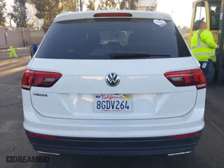 2019 Volkswagen Tiguan S with VIN 3VV1B7AX4KM009210, listed as a IAAI auction lot 41864482 with 47,987 mi miles. Bid and sale history available at carsss.com. Image 17.